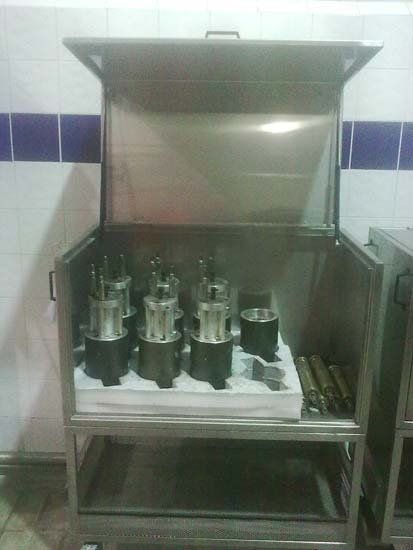 Ανοξείδωτα καρότσια για αλλαγές